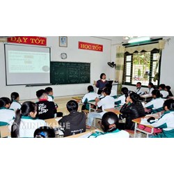 Công dân có thể học bằng nhiều hình thức khác nhau và học ở các loại hình trường, lớp khác nhau là biểu hiện của quyền?