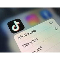 Chửi bậy, khoe thân trên TikTok thì xử lý như thế nào?