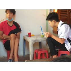 Người chưa đủ 18 tuổi hút thuốc lá có bị phạt không?