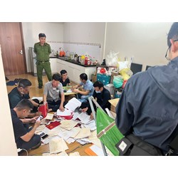 Cầm đầu đường dây làm bằng cấp giả thì xử lý hình sự như thế nào?