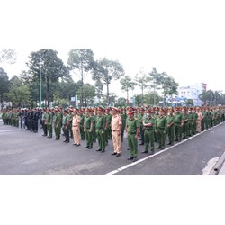 Hồ sơ đăng ký thường trú đối với người công tác, làm việc trong Công an nhân dân mới nhất