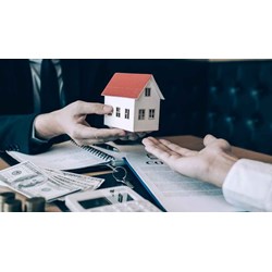 Vợ chồng ly hôn muốn để lại đất, tài sản cho con làm thế nào?