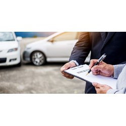Bảo hiểm trách nhiệm dân sự ô tô có bắt buộc không? Mức phí bảo hiểm bắt buộc?