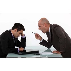Đơn phương chấm dứt hợp đồng với nhân viên đúng luật
