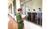 Người bị tạm giam là người đồng tính có được giam tại buồng riêng hay không?