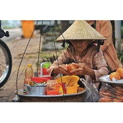 Tả bà cụ bán hàng lớp 5 chọn lọc hay nhất kèm dàn ý