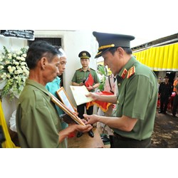 Chế độ, chính sách đối với thân nhân của tử sĩ