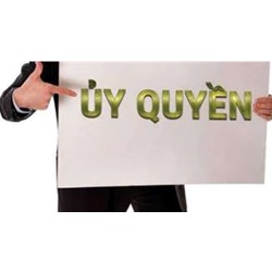 Người lập di chúc có thể ủy quyền cho người khác đi công chứng không?
