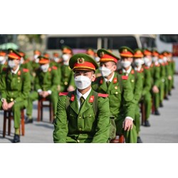 Đại tá lên Thiếu tướng Công an nhân dân phải còn ít nhất đủ 03 năm công tác