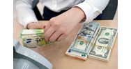 Bán USD ở đâu là đúng chỗ để không bị vi phạm pháp luật?