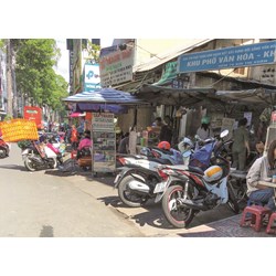 Mức phí sử dụng tạm thời lòng đường, hè phố tại TP.HCM