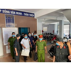 Công chức bị tạm giam, tạm giữ thì có được trả lương không?