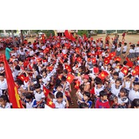 Tiêu chuẩn đồng phục và lễ phục khai giảng của học sinh, sinh viên