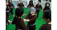 Cách chơi trò chơi dân gian bịt mắt bắt dê cho trẻ mầm non