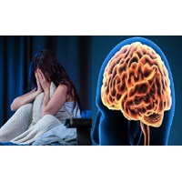 Vì sao đang ngủ bị giật mình?