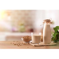 Sữa đậu nành là gì? Phụ nữ có nên uống nhiều sữa đậu nành không?