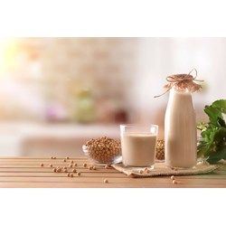 Sữa đậu nành là gì? Phụ nữ có nên uống nhiều sữa đậu nành không?