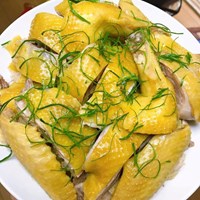 Luộc thịt gà bao lâu thì chín? Cách luộc thịt gà vừa ngon vừa đẹp