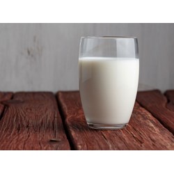 Sữa vừa hết hạn có còn an toàn để sử dụng được không?