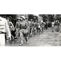 Dàn ý khổ 1 bài thơ Tây tiến của Quang Dũng chi tiết, đầy đủ nhất