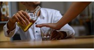Nên ăn gì sau khi uống rượu để nhanh tỉnh?