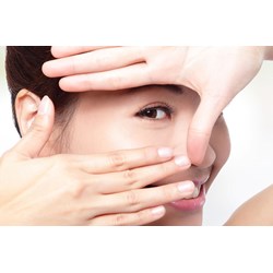 Dự báo điều gì khi bị nháy mắt phải liên tục