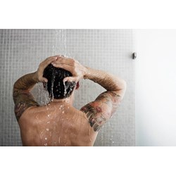 Tắm nước lạnh có tác dụng gì với sức khoẻ? Tắm nước lạnh có tốt không?