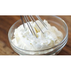 Whipping Cream là gì? Công dụng của Whipping Cream
