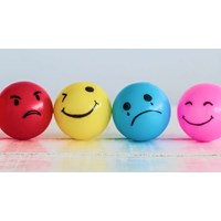 Vì sao chúng ta nên ngừng che giấu cảm xúc?