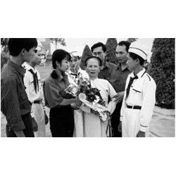 GDCD 9 Bài 17: Nghĩa vụ bảo vệ tổ quốc (Trang 61 - 65 SGK)