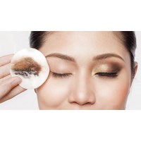 Bông tẩy trang là gì? Lợi ích của việc sử dụng bông tẩy trang?