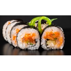 Tổng hợp các cách làm sushi cuộn hấp dẫn, dễ ăn đơn giản tại nhà