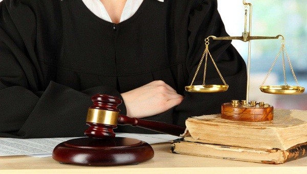 Quyết định thi hành án dân sự